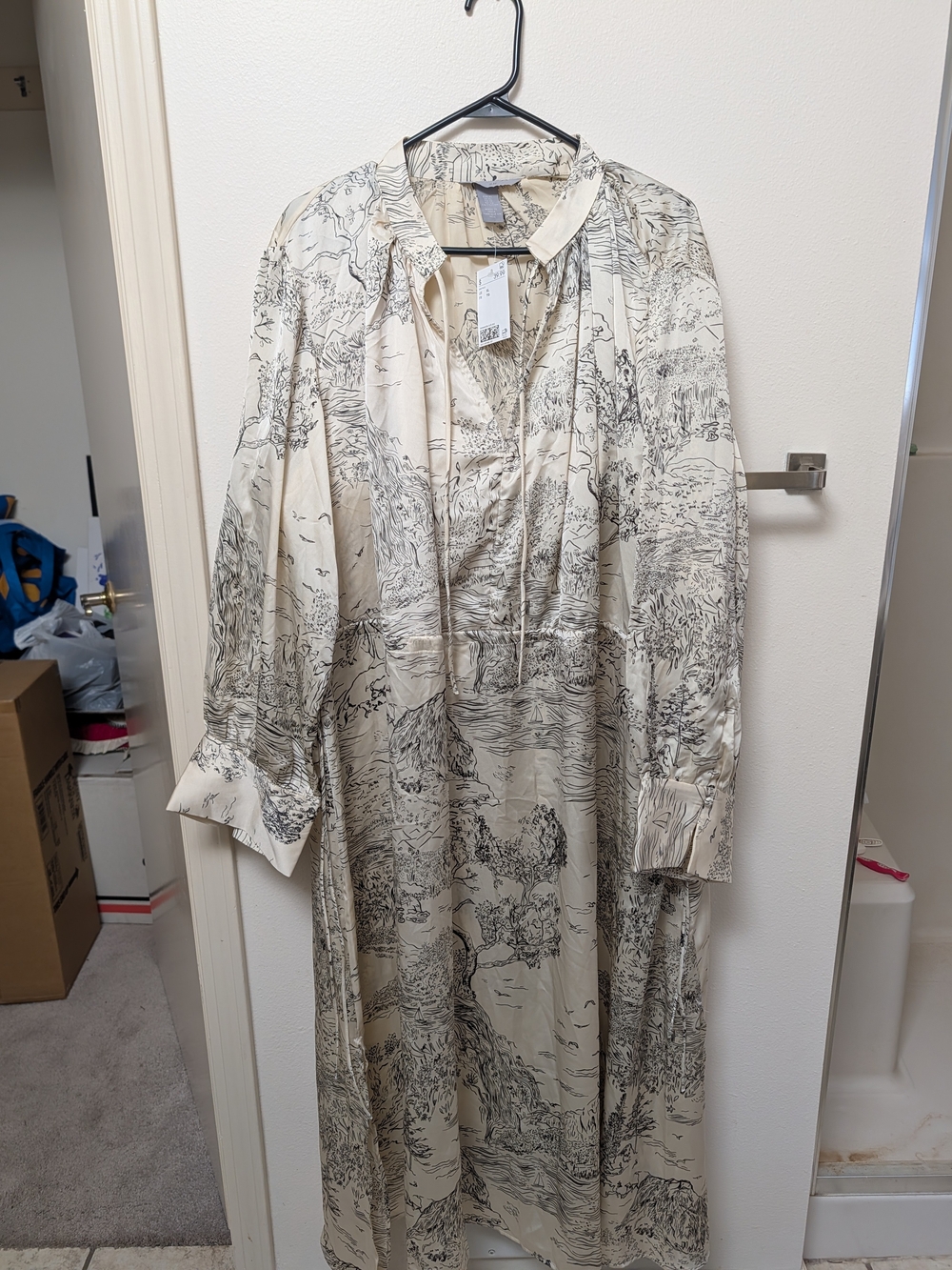 Scenic Cream And Black Women's Long Dress, New, Size XL